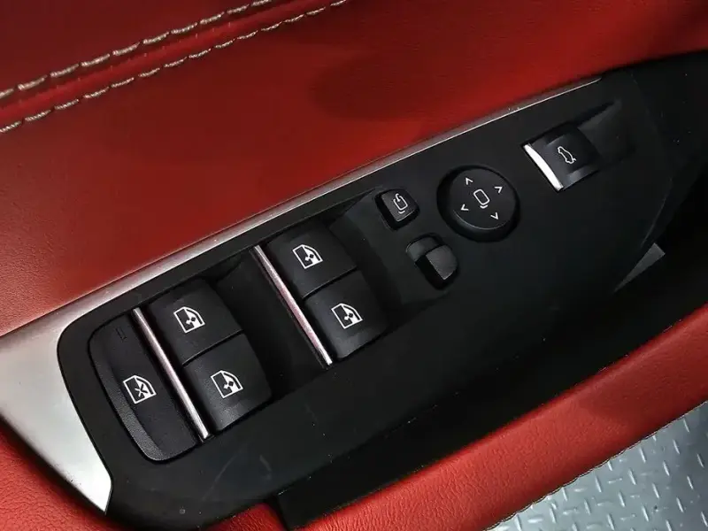 2025 BMW X5 M с пробегом 4 808 км