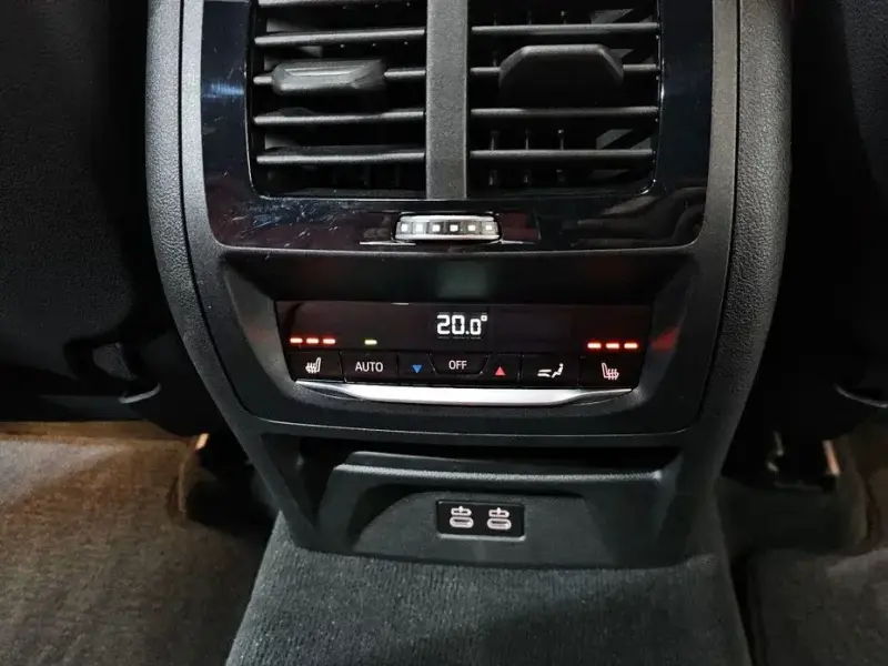 2025 BMW X5 M с пробегом 4 808 км