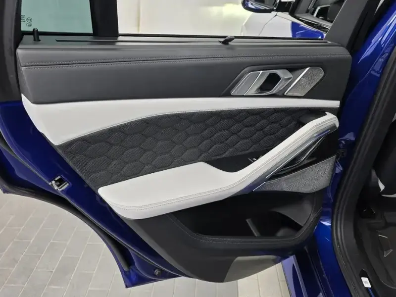2021 BMW X6 M с пробегом 78 898 км