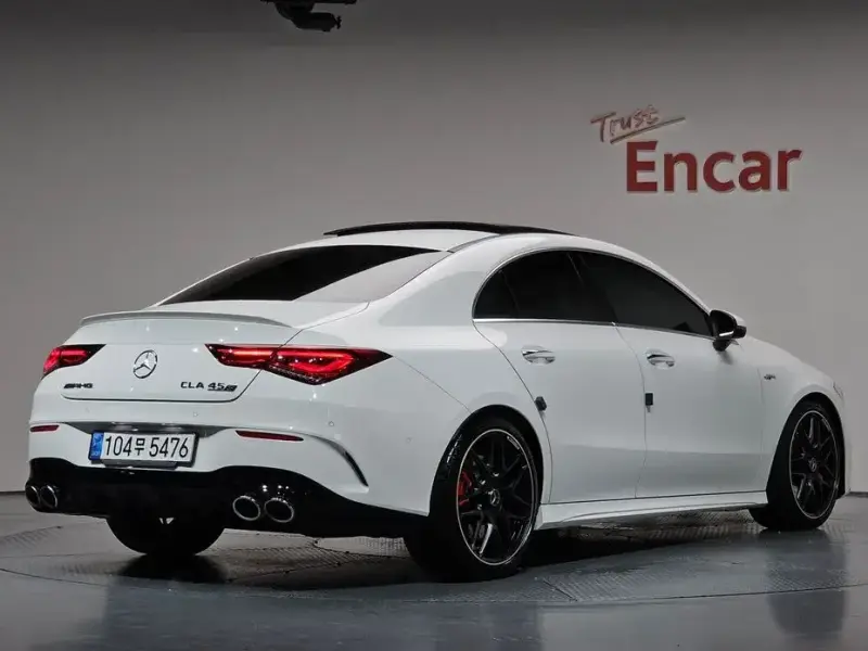 2022 Mercedes-Benz CLA с пробегом 27 682 км