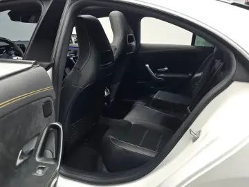 2022 Mercedes-Benz CLA с пробегом 27 682 км