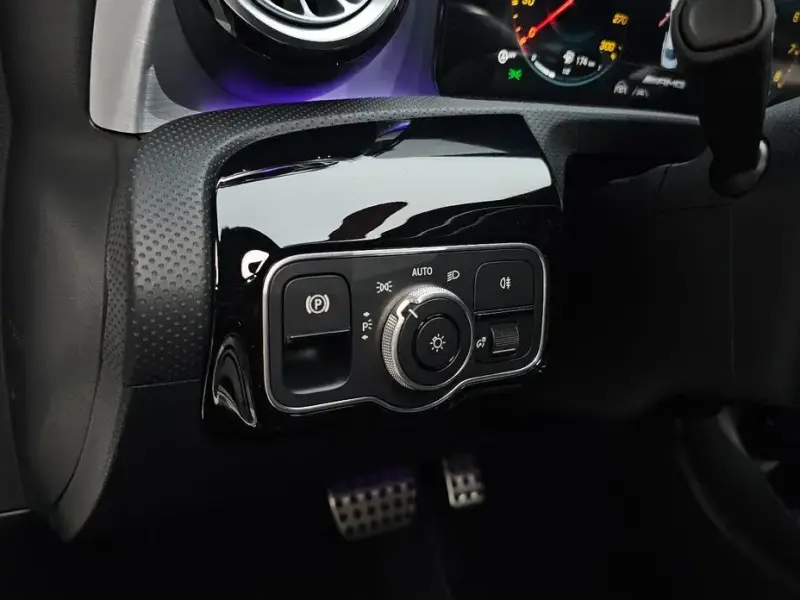 2022 Mercedes-Benz CLA с пробегом 27 682 км