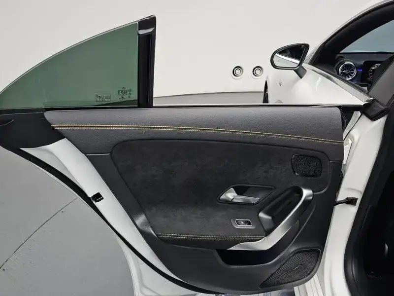 2022 Mercedes-Benz CLA с пробегом 27 682 км