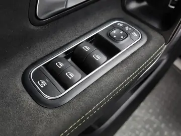 2021 Mercedes-Benz CLA с пробегом 53 578 км