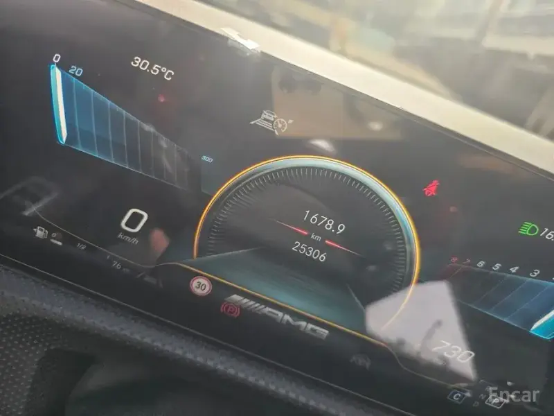 2022 Mercedes-Benz CLA с пробегом 25 306 км