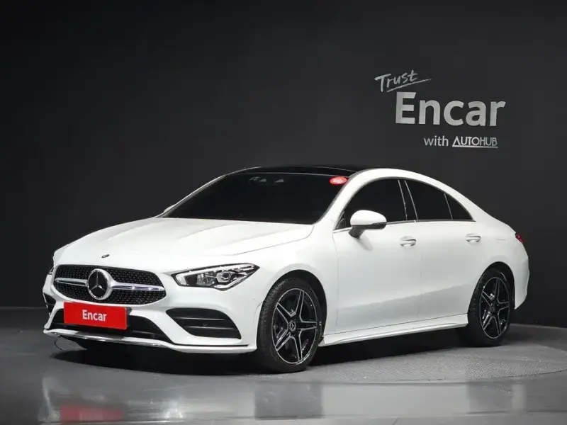 2023 Mercedes-Benz CLA с пробегом 12 632 км
