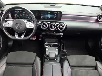 2021 Mercedes-Benz CLA с пробегом 113 598 км