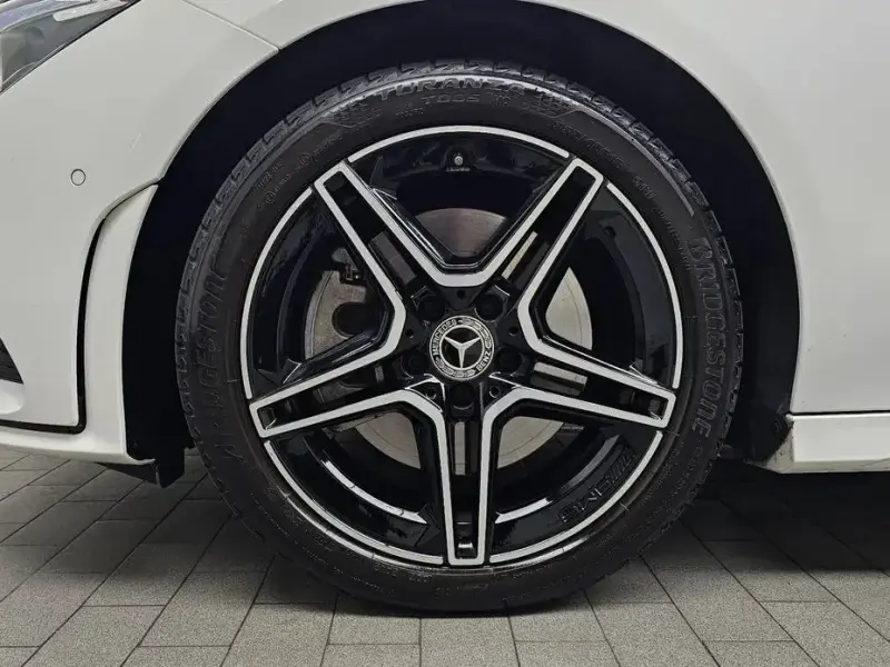 2023 Mercedes-Benz CLA с пробегом 12 632 км