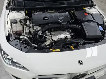 2023 Mercedes-Benz CLA с пробегом 12 632 км