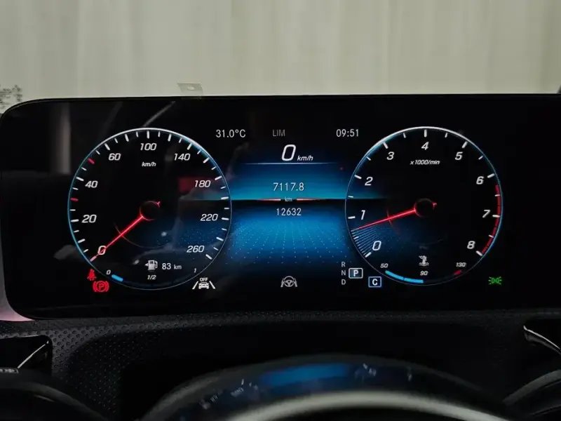 2023 Mercedes-Benz CLA с пробегом 12 632 км