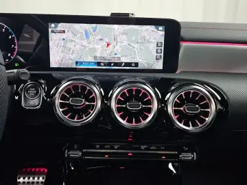 2023 Mercedes-Benz CLA с пробегом 12 632 км