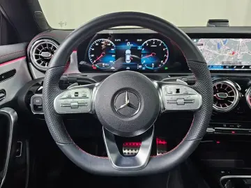 2023 Mercedes-Benz CLA с пробегом 12 632 км