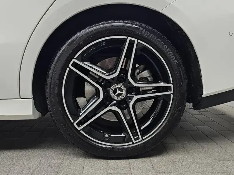 2023 Mercedes-Benz CLA с пробегом 12 632 км