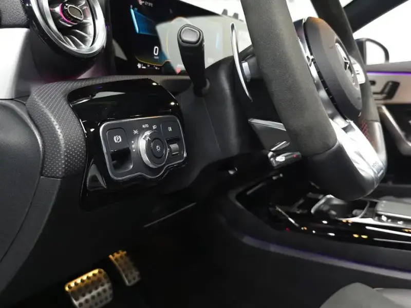 2021 Mercedes-Benz CLA с пробегом 43 449 км
