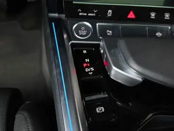 2020 Audi e-tron с пробегом 129 058 км