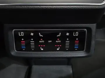 2022 Audi e-tron с пробегом 63 725 км