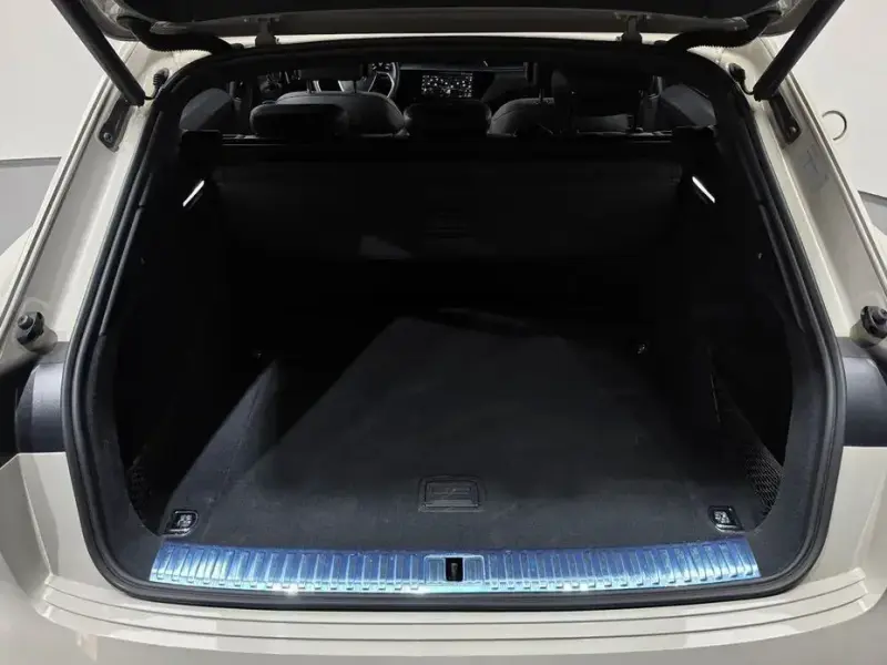 2020 Audi e-tron с пробегом 129 058 км