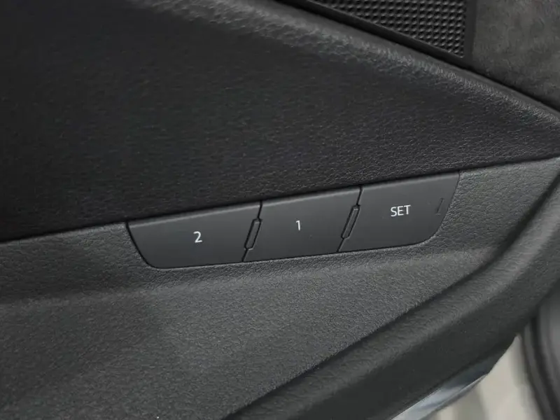 2020 Audi e-tron с пробегом 129 058 км