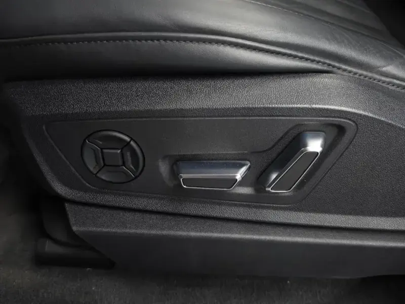 2020 Audi e-tron с пробегом 129 058 км