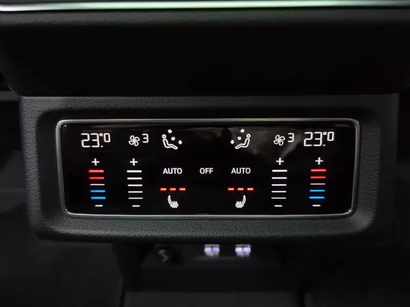 2020 Audi e-tron с пробегом 129 058 км