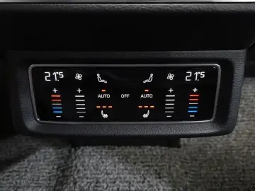 2022 Audi e-tron с пробегом 47 536 км