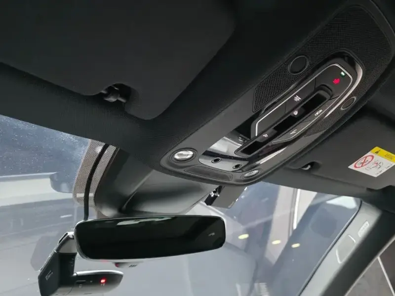 2022 Audi e-tron с пробегом 63 822 км
