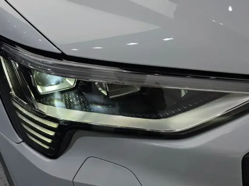 2022 Audi e-tron с пробегом 47 536 км