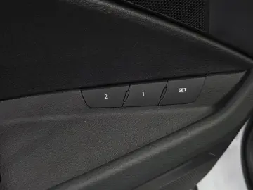2022 Audi e-tron с пробегом 47 536 км
