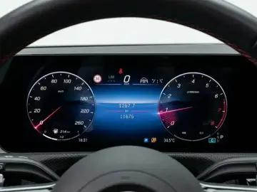 2025 Mercedes-Benz CLA с пробегом 11 675 км