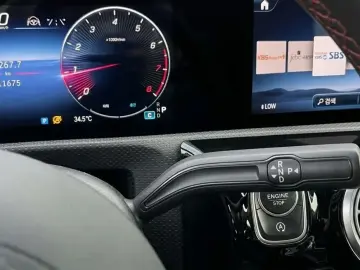 2025 Mercedes-Benz CLA с пробегом 11 675 км