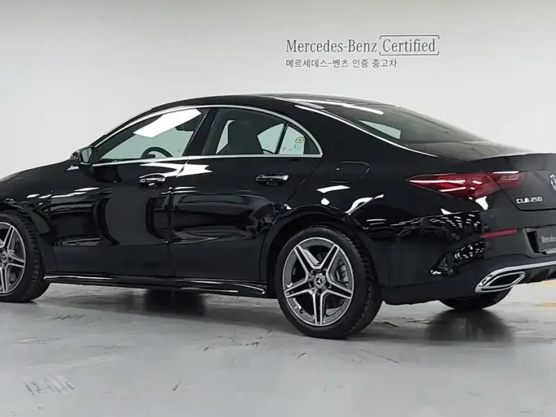 2025 Mercedes-Benz CLA с пробегом 124 км