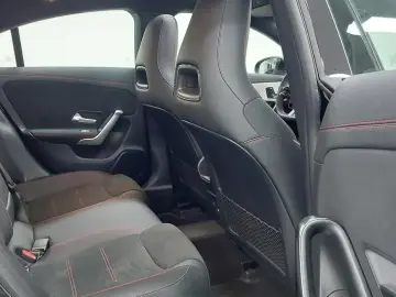 2025 Mercedes-Benz CLA с пробегом 124 км