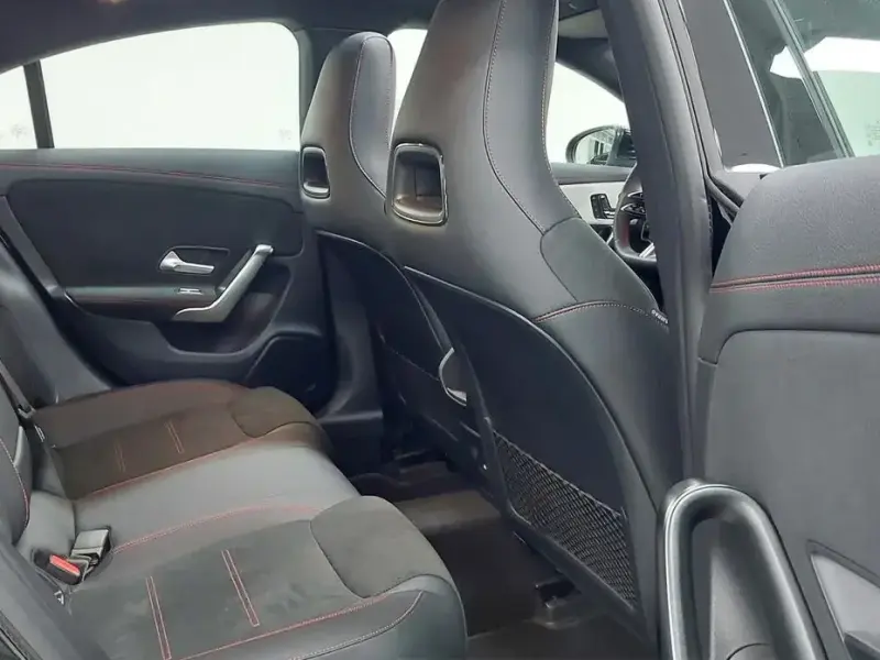 2025 Mercedes-Benz CLA с пробегом 124 км