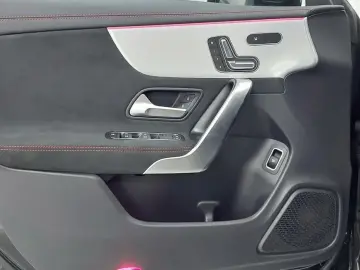 2025 Mercedes-Benz CLA с пробегом 124 км