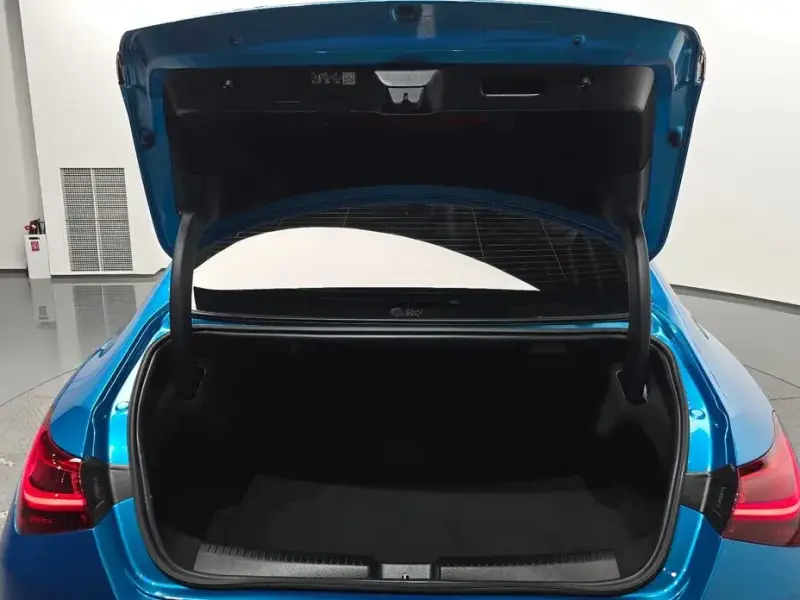 2024 Mercedes-Benz CLA с пробегом 3 709 км