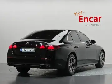 2025 Mercedes-Benz E-Класс с пробегом 15 432 км