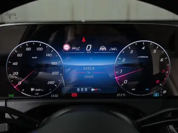 2025 Mercedes-Benz E-Класс с пробегом 15 432 км