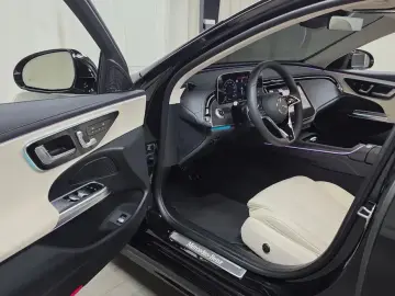 2025 Mercedes-Benz E-Класс с пробегом 15 432 км