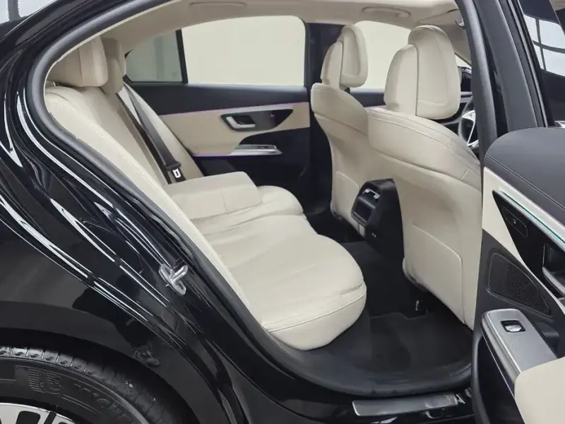 2025 Mercedes-Benz E-Класс с пробегом 15 432 км
