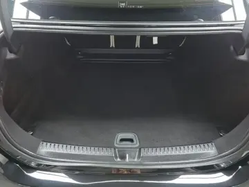 2025 Mercedes-Benz E-Класс с пробегом 15 432 км
