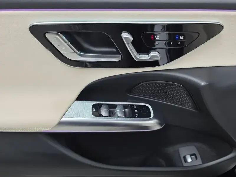 2025 Mercedes-Benz E-Класс с пробегом 15 432 км