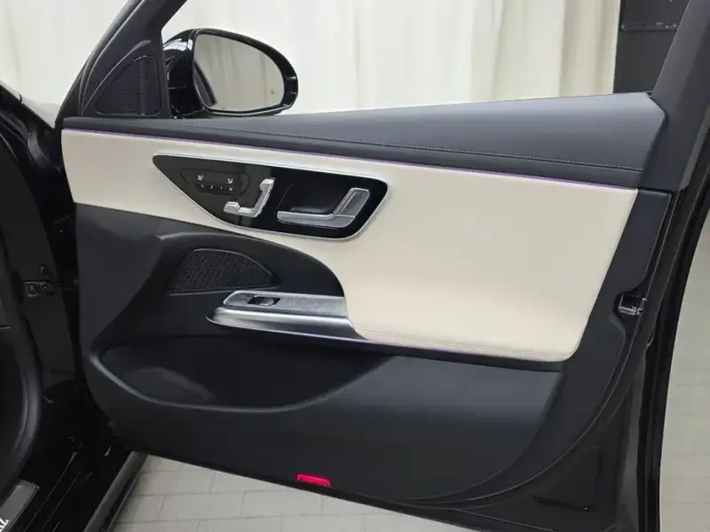 2025 Mercedes-Benz E-Класс с пробегом 15 432 км