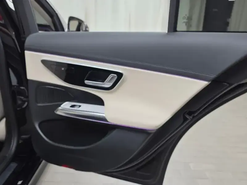 2025 Mercedes-Benz E-Класс с пробегом 15 432 км