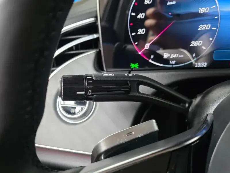 2025 Mercedes-Benz E-Класс с пробегом 15 432 км