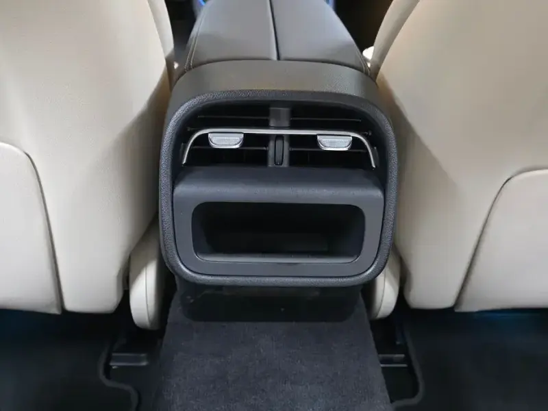2025 Mercedes-Benz E-Класс с пробегом 15 432 км