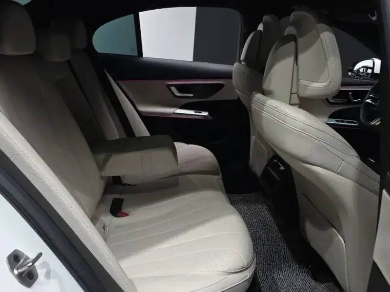 2026 Mercedes-Benz E-Класс с пробегом 2 417 км