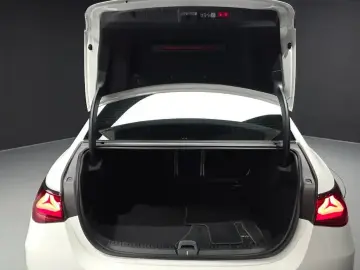 2026 Mercedes-Benz E-Класс с пробегом 2 417 км