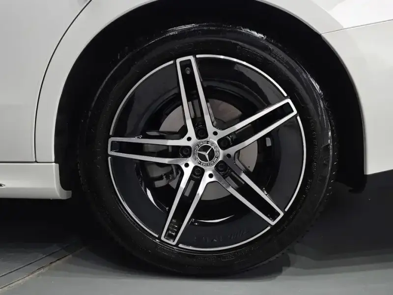 2026 Mercedes-Benz E-Класс с пробегом 2 417 км