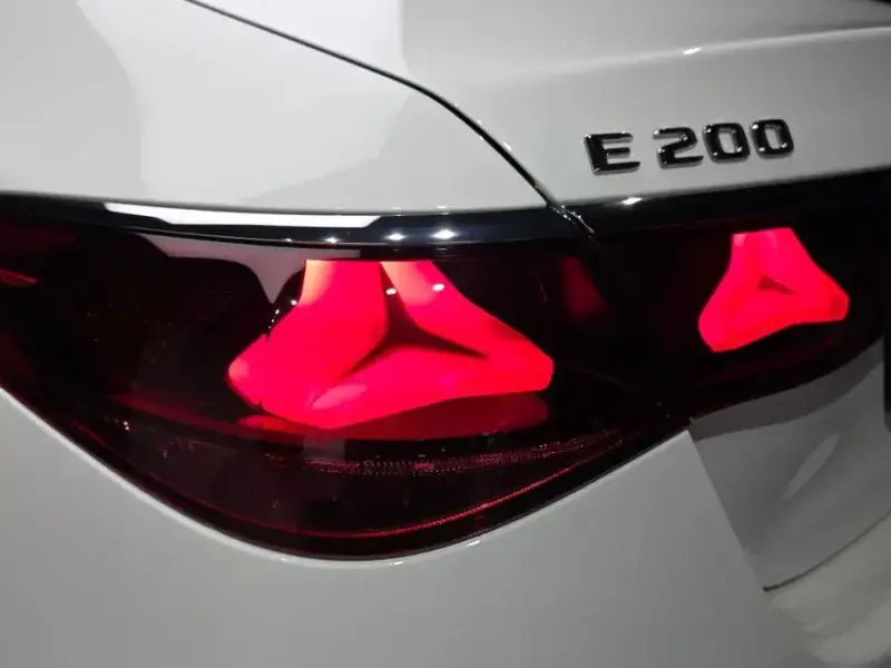 2026 Mercedes-Benz E-Класс с пробегом 2 417 км