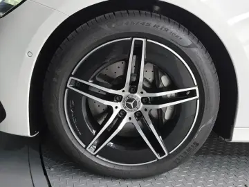 2026 Mercedes-Benz E-Класс с пробегом 7 318 км